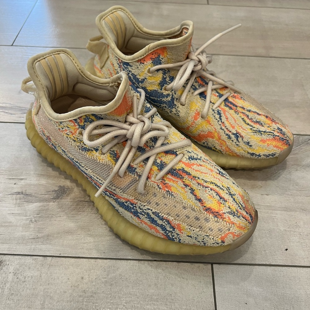 YEEZY 350
